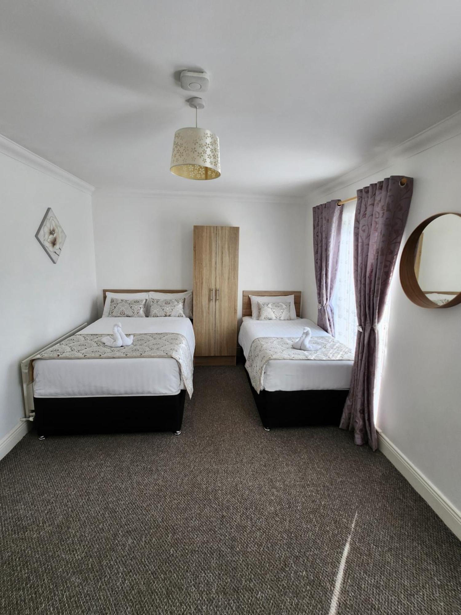 Bright Elegant Room Park View Dublin Extérieur photo